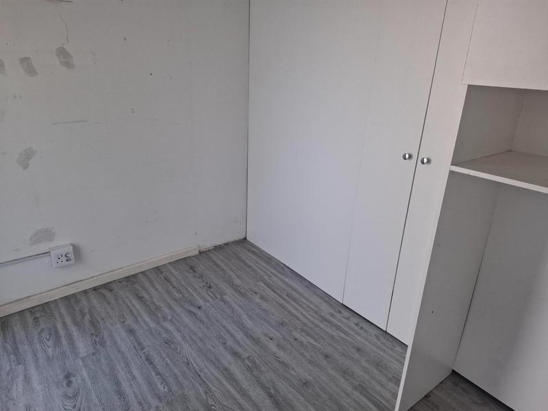 To Let 1 Bedroom Property for Rent in Goodwood Central Western Cape